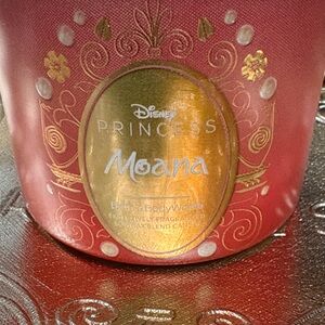 Bath & Body Works Moana Candle 🕯️